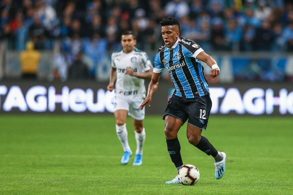 cortez jogar contra o palmeiras