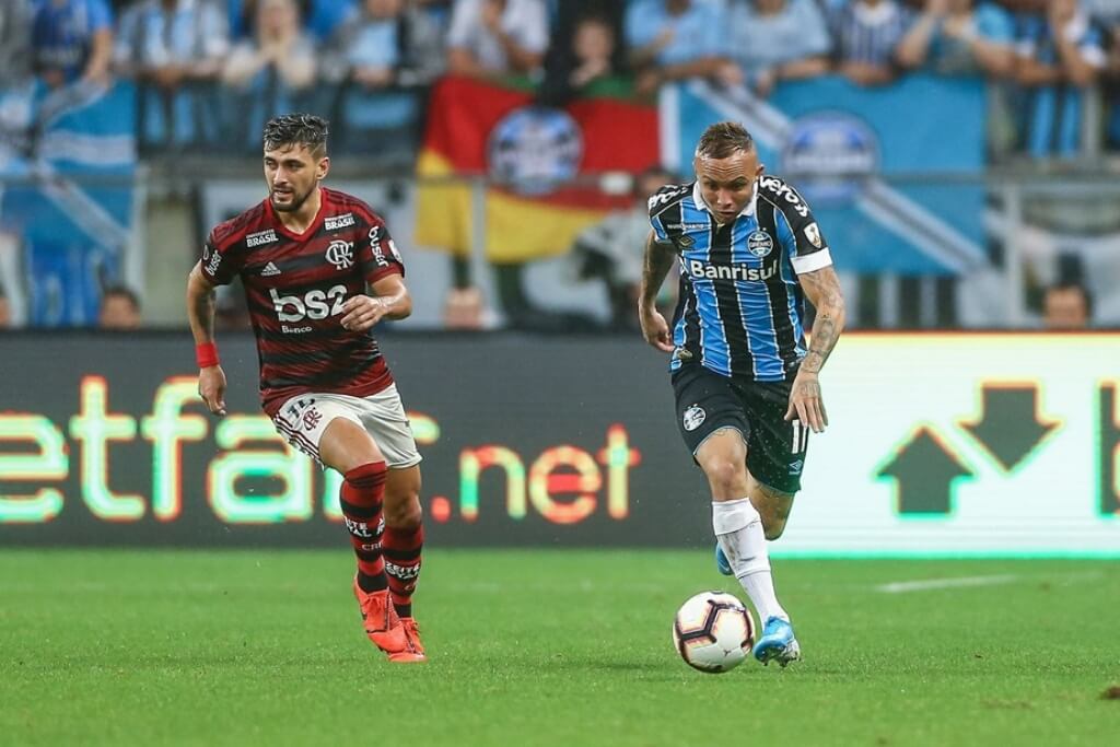 grÊmio que enfrenta o flamengo