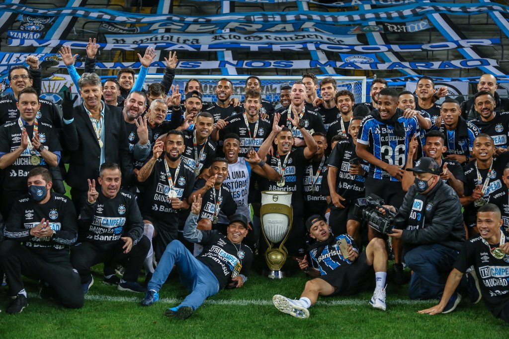 escalação Grêmio tricampeão gaúcho