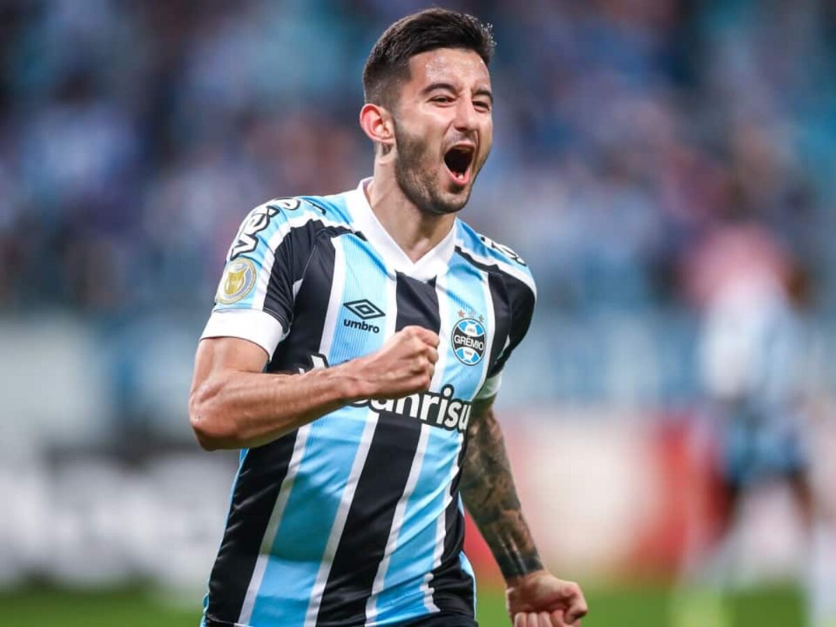 Villasanti irá completar 100 jogos pelo Grêmio no Grenal 440