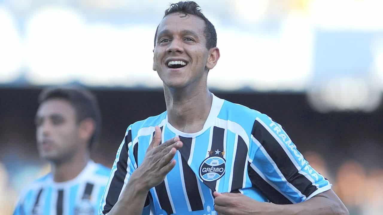 souza-ex-gremio-desafeto-renato-gaucho