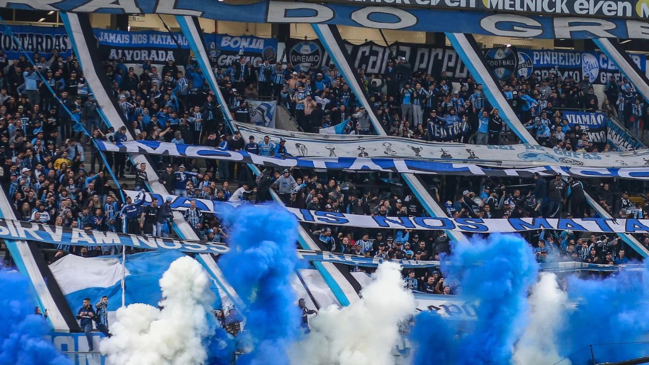 Qual é o maior público da Arena do Grêmio?