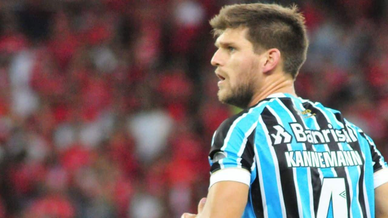 Últimas Do Grêmio Renovação De Kannemann Bolada Nos Cofres E Mais