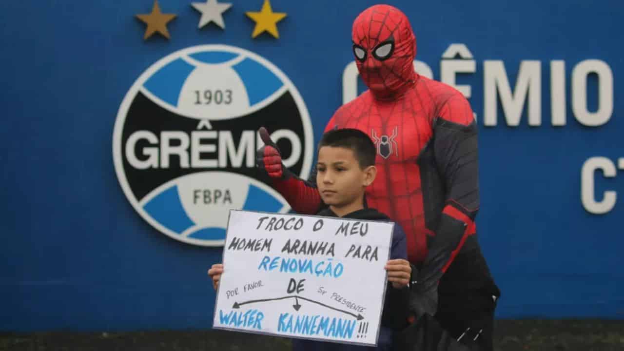 kannemann-homem-aranha-gremio