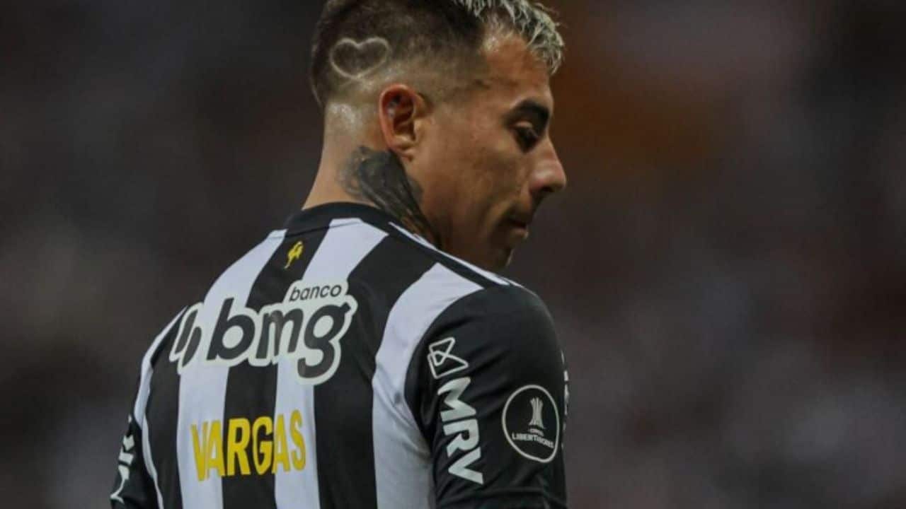 ex-Grêmio Eduardo Vargas. Atlético-MG x Botafogo