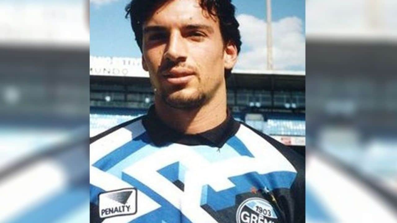 Ex-goleiro do Grêmio Emerson