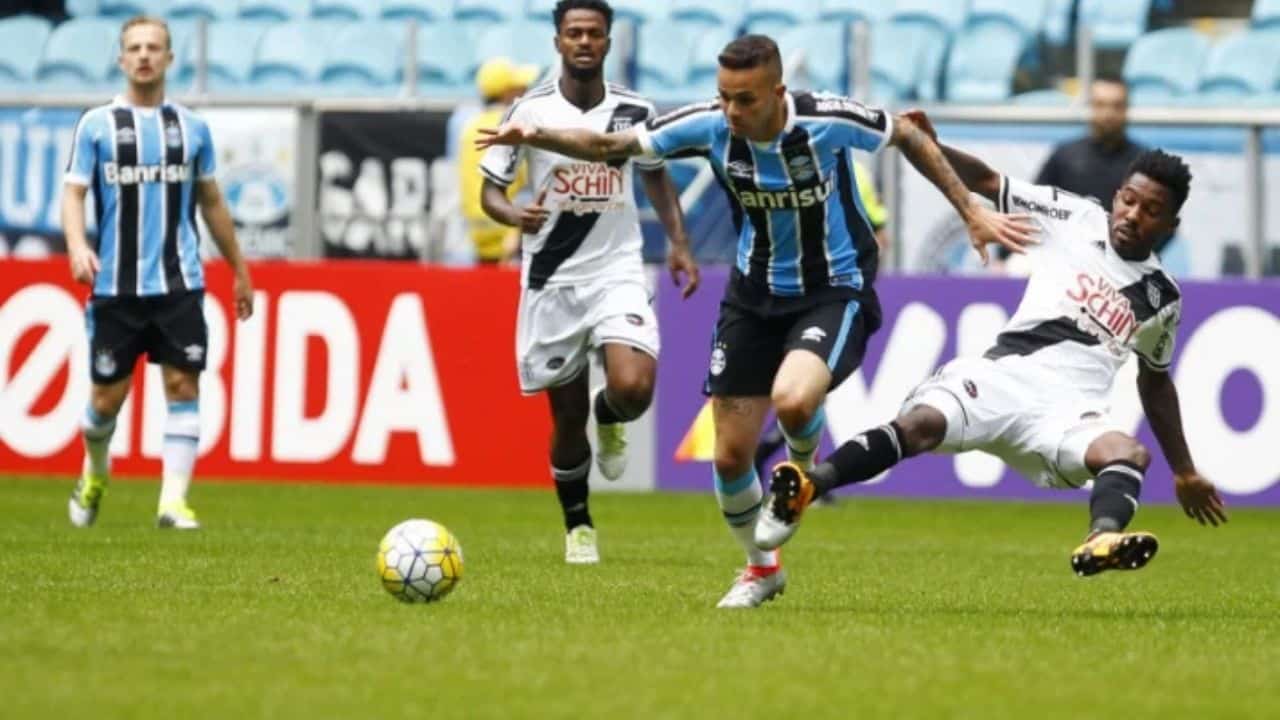 Luan ex-Grêmio