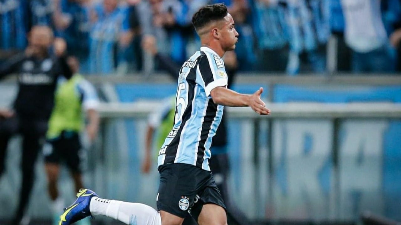 Romildo Bolzan - Grêmio - Jhonata Robert