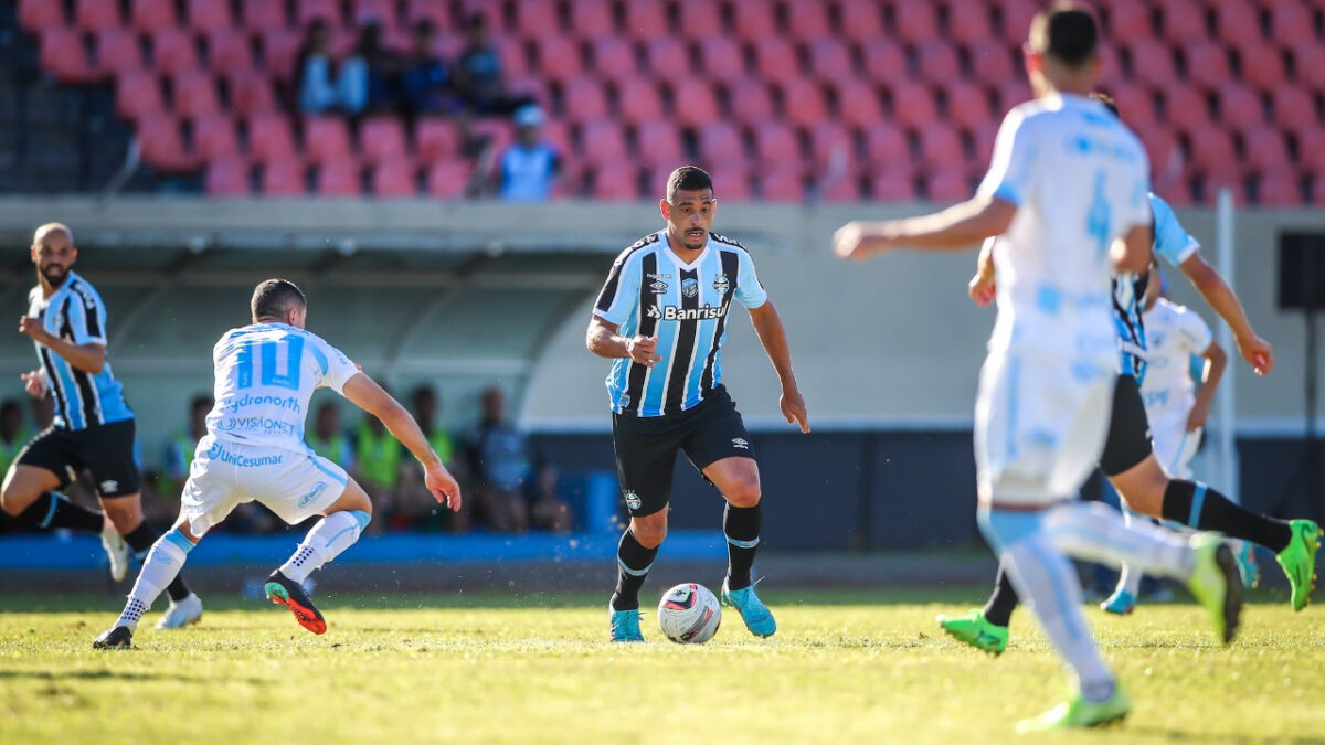 Rival Do Grêmio Vence O Campeão Da Série B E Volta Para A Briga Pelo Acesso