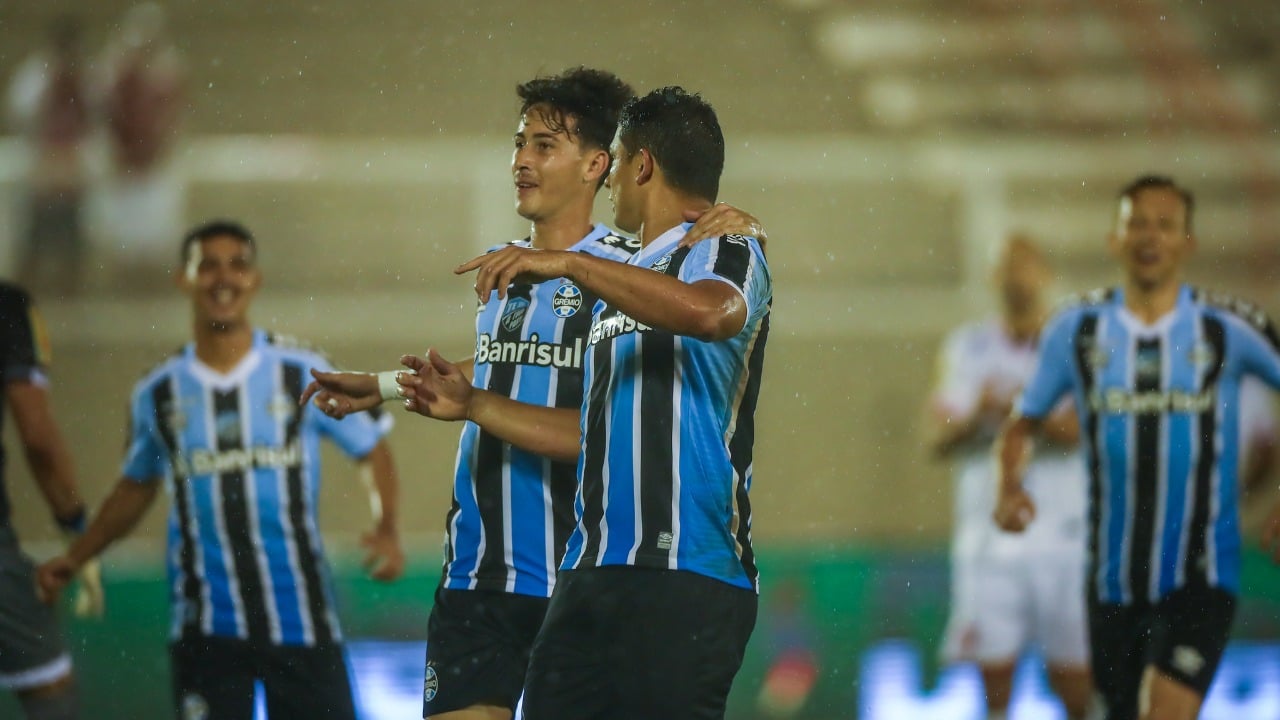 Grêmio Elkeson