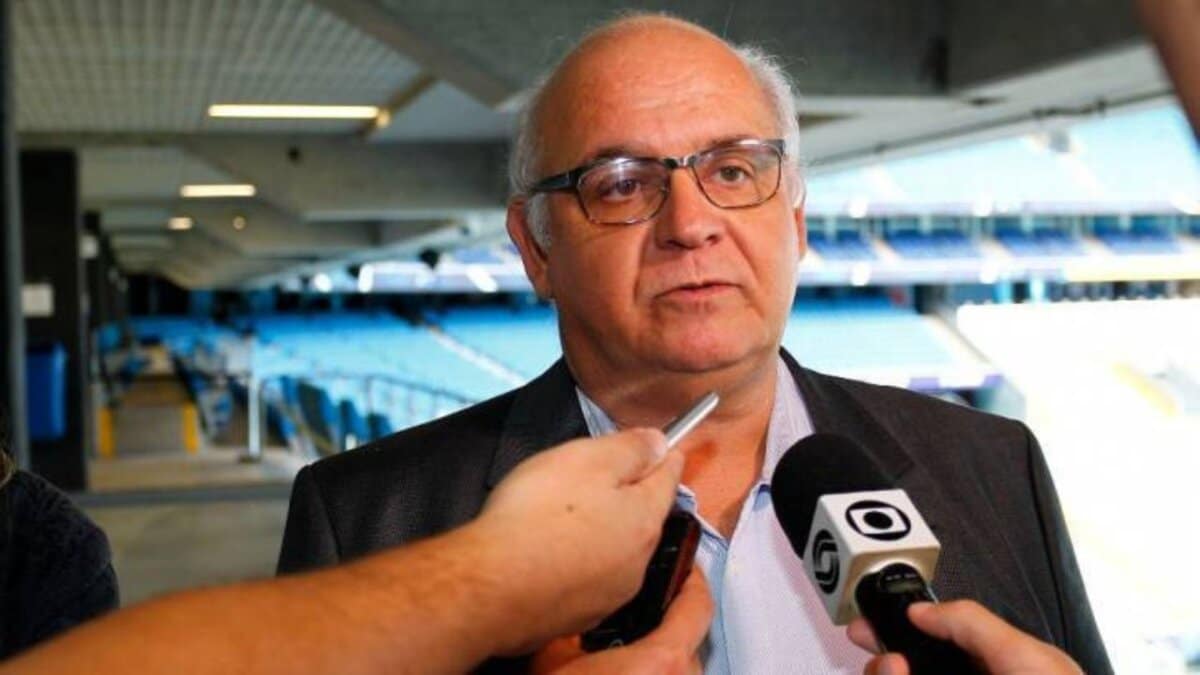 Candidato à Presidência Do Grêmio Relata Motivo De Saída Do Grupo De