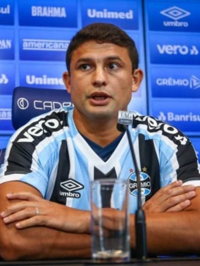 ELKSESON SOFRE LESÃO E FICA SEM ÚLTIMO JOGO COM A CAMISA DO GRÊMIO