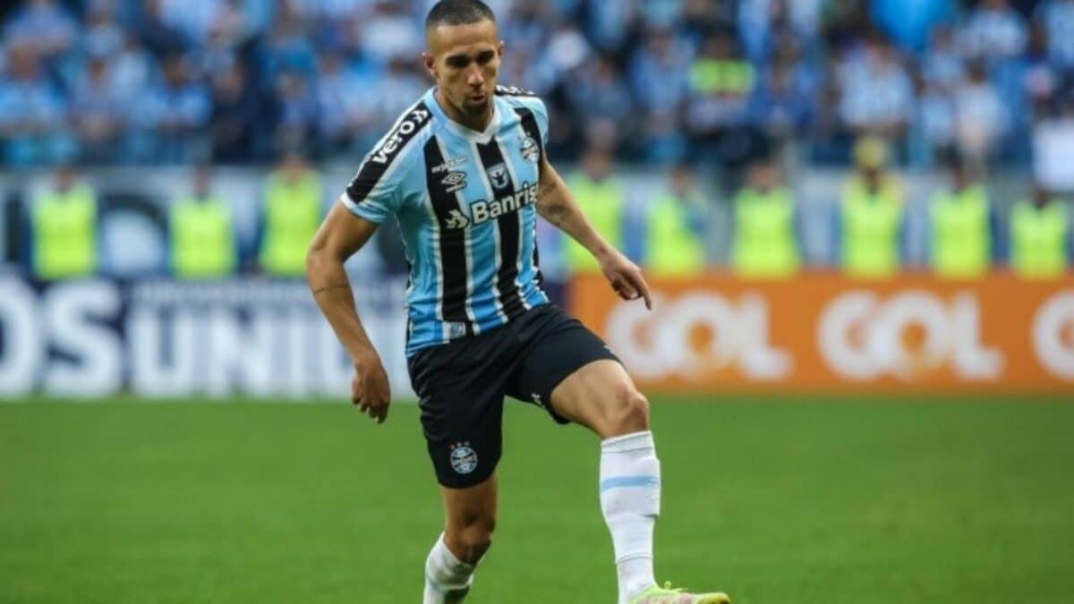 Três Jogadores Já Deixaram O Grêmio Visando 2023 Veja A Lista