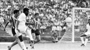 Quantos gols Pelé marcou contra o Grêmio?