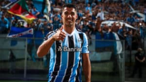 Grêmio corre contra o tempo e consegue registrar Suárez e mais dois reforços no BID