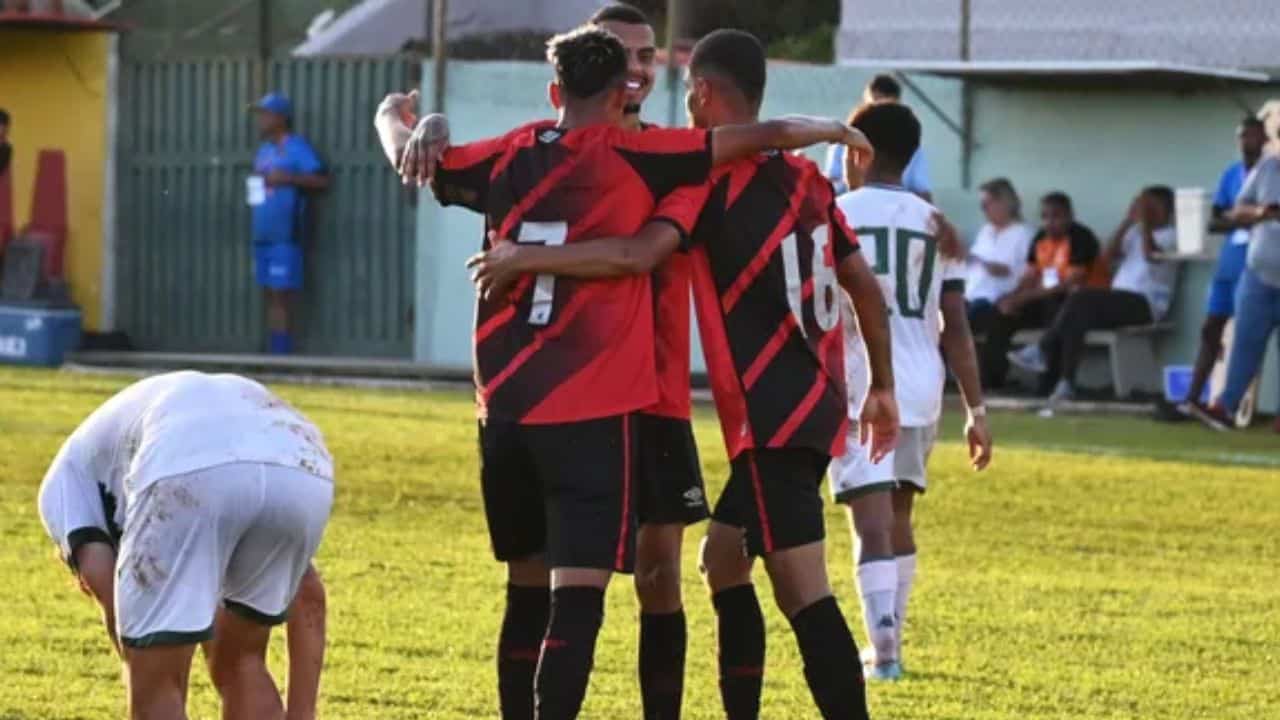 Athletico-PR e Grêmio