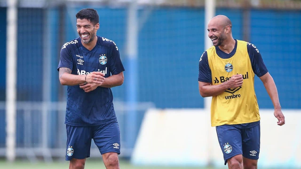 Suárez e Thaciano Grêmio