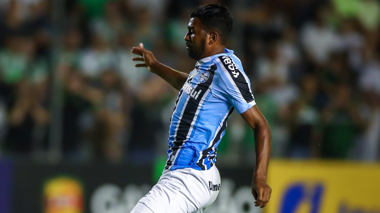 Grêmio Thiago Santos