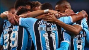 Grêmio anuncia oficialmente saída de atacante contestado pela torcida