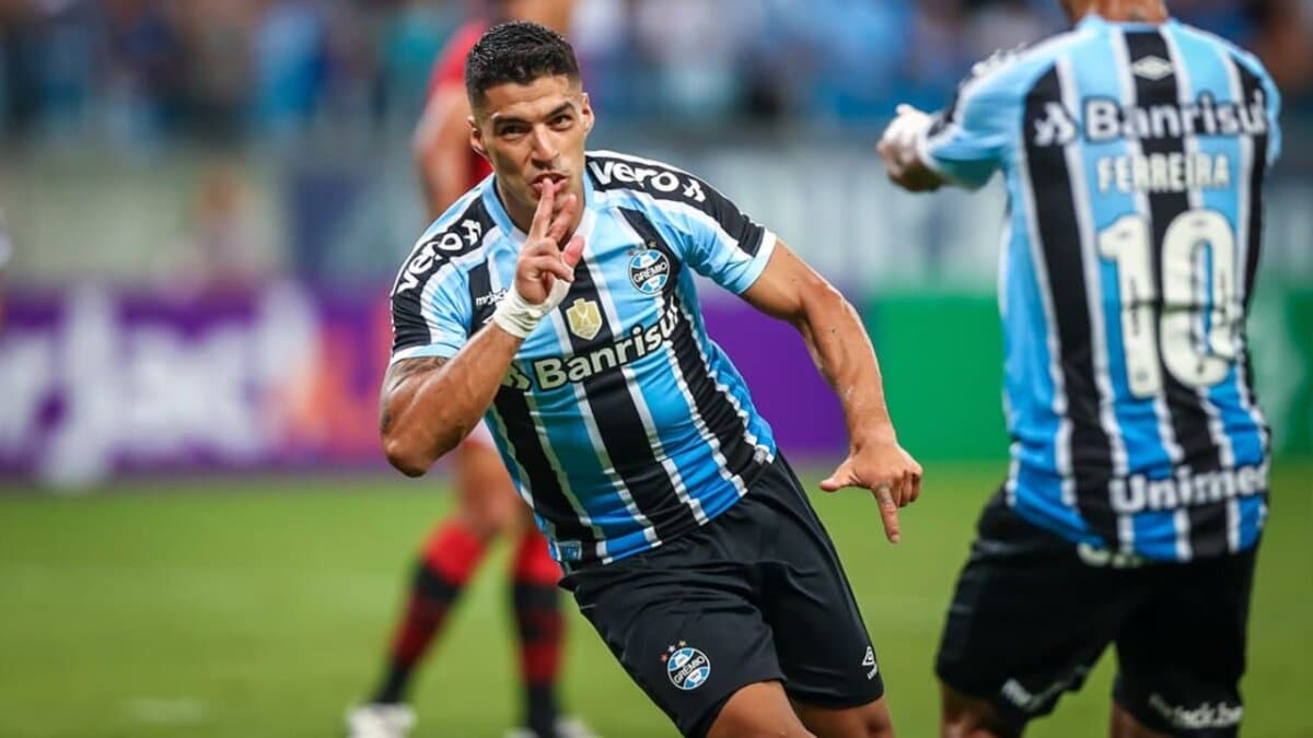 Últimas Do Grêmio Desfalques No Time Suárez Decisivo E On Fire Titular Inusitado E Mais 