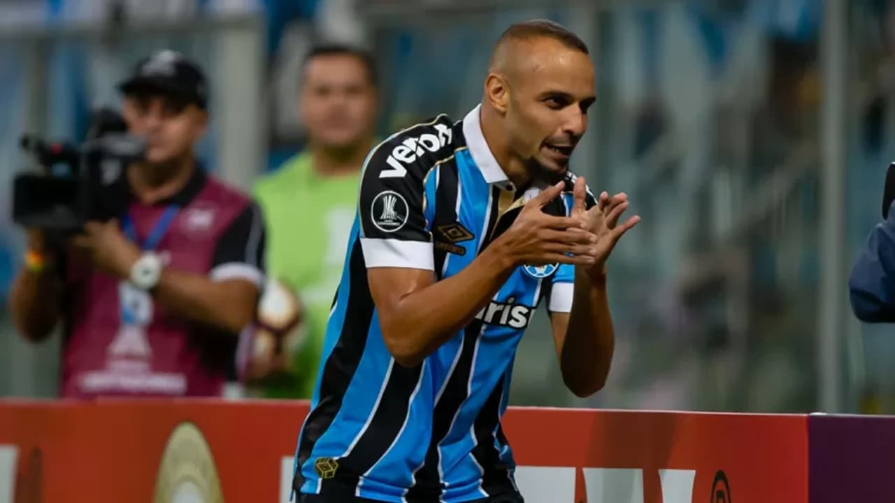 Grêmio Thaciano Bahia (3)