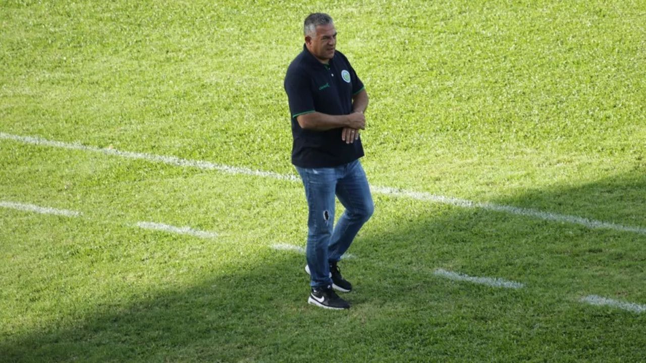 Luizinho Vieira - Técnico do Ypiranga - Grêmio