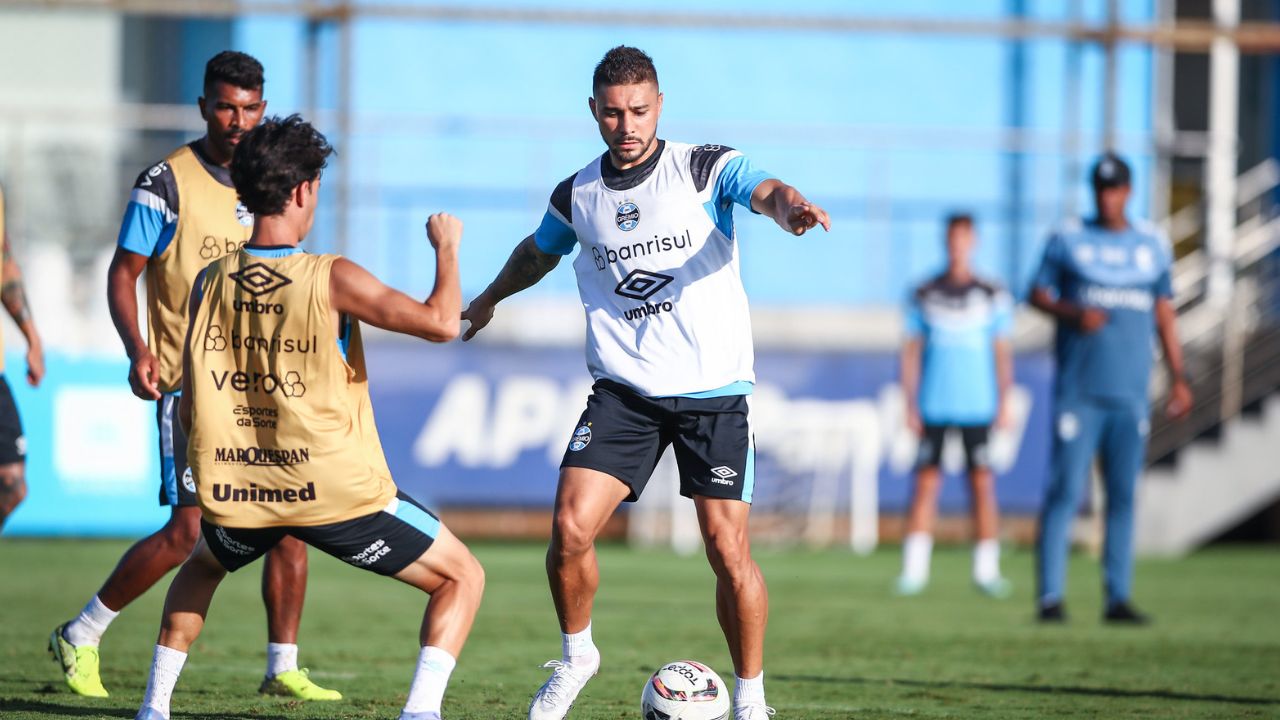 Grêmio Lateral Reforço João Pedro