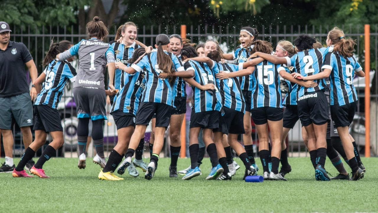 Gurias sub-14 do Grêmio