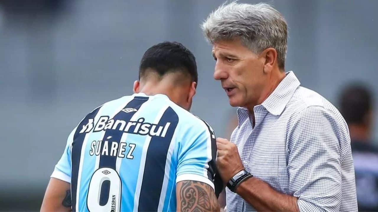 Renato - Suárez - Grêmio