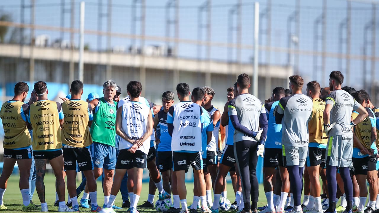 Renato quebra as regras e relaciona jogadores lesionados do Grêmio para a grande final