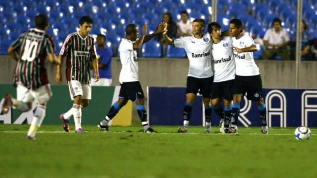 Há 13 anos, Grêmio vencia o Fluminense na Copa do Brasil