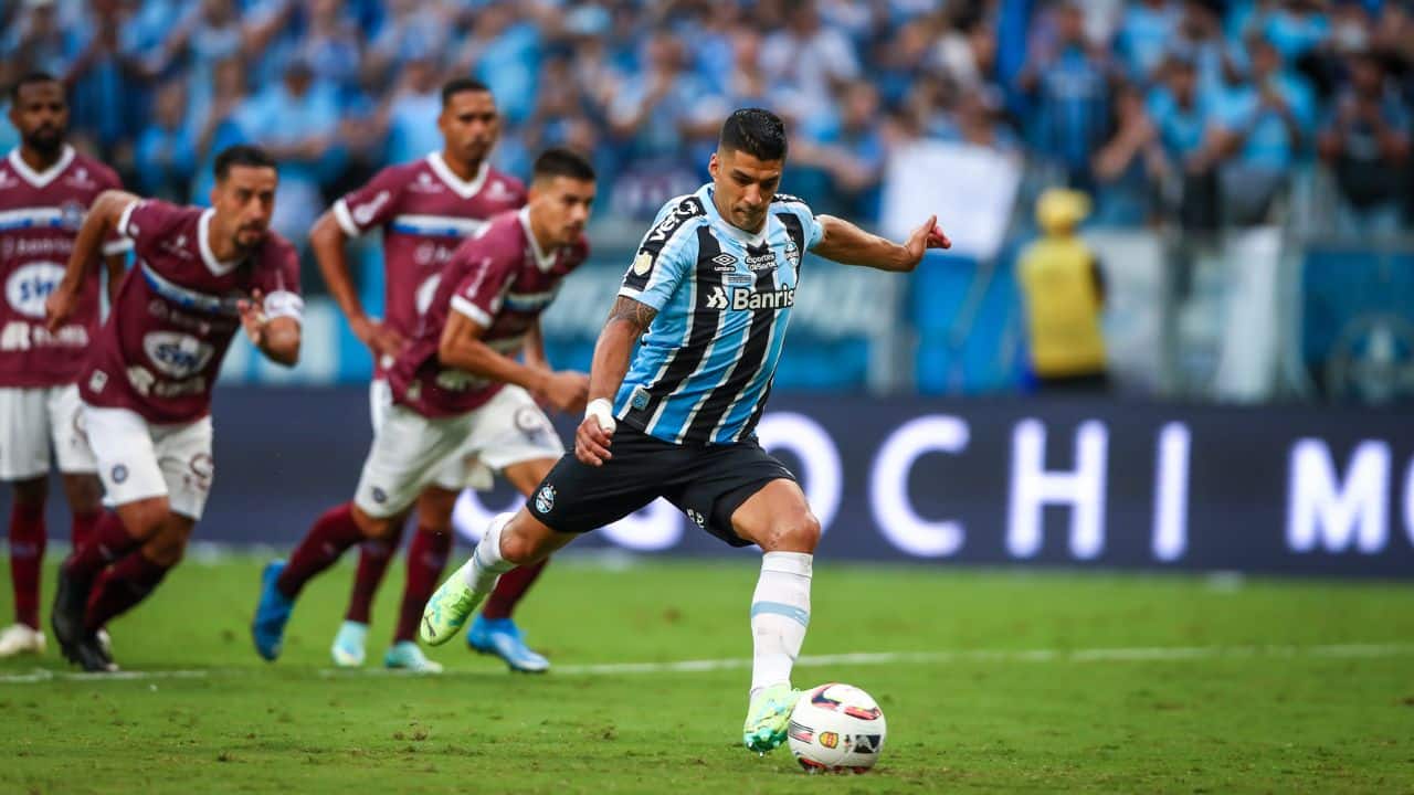 Suárez Grêmio Cobrança Pênalti