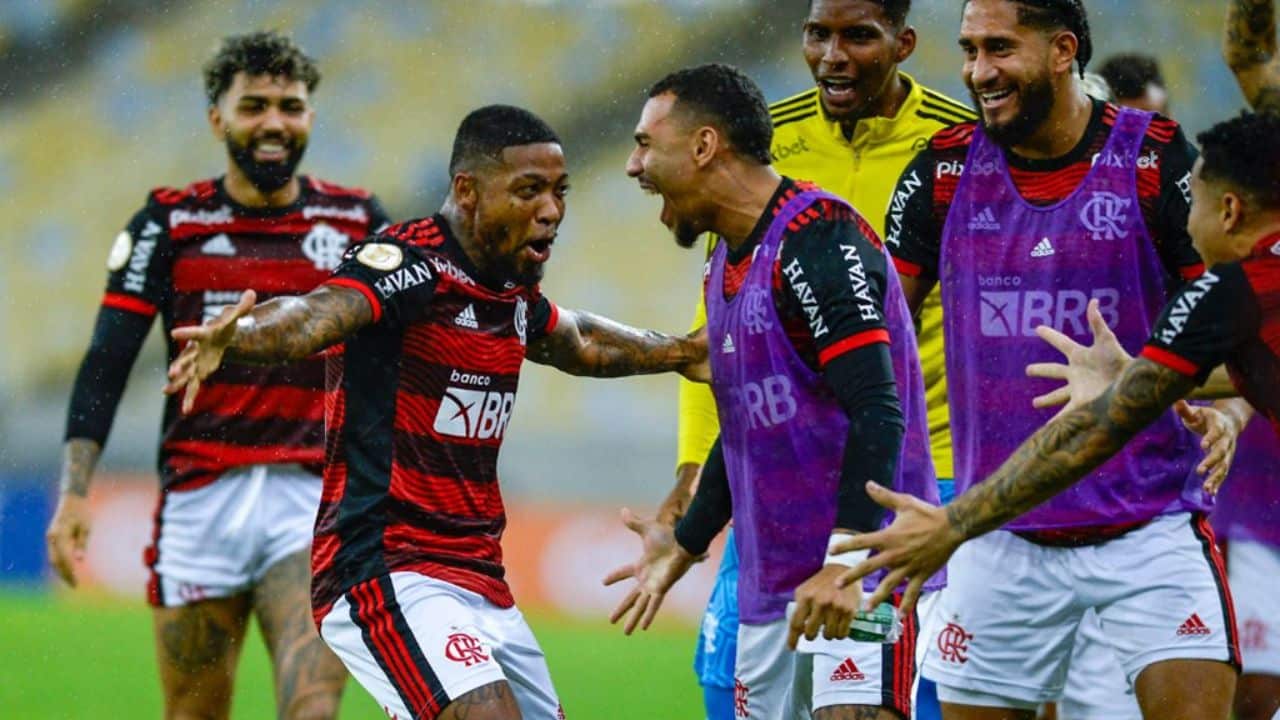 Direção do Grêmio responde sobre interesse em reserva do Flamengo