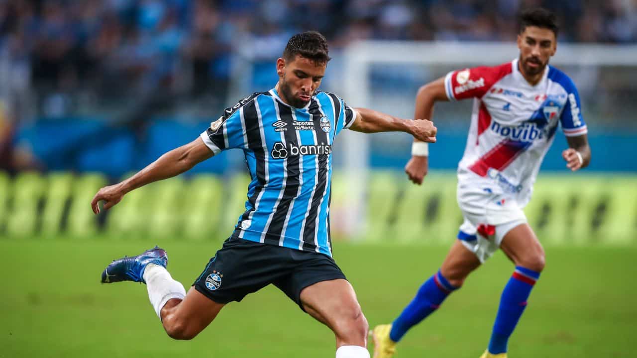 Pepê Grêmio Lesão