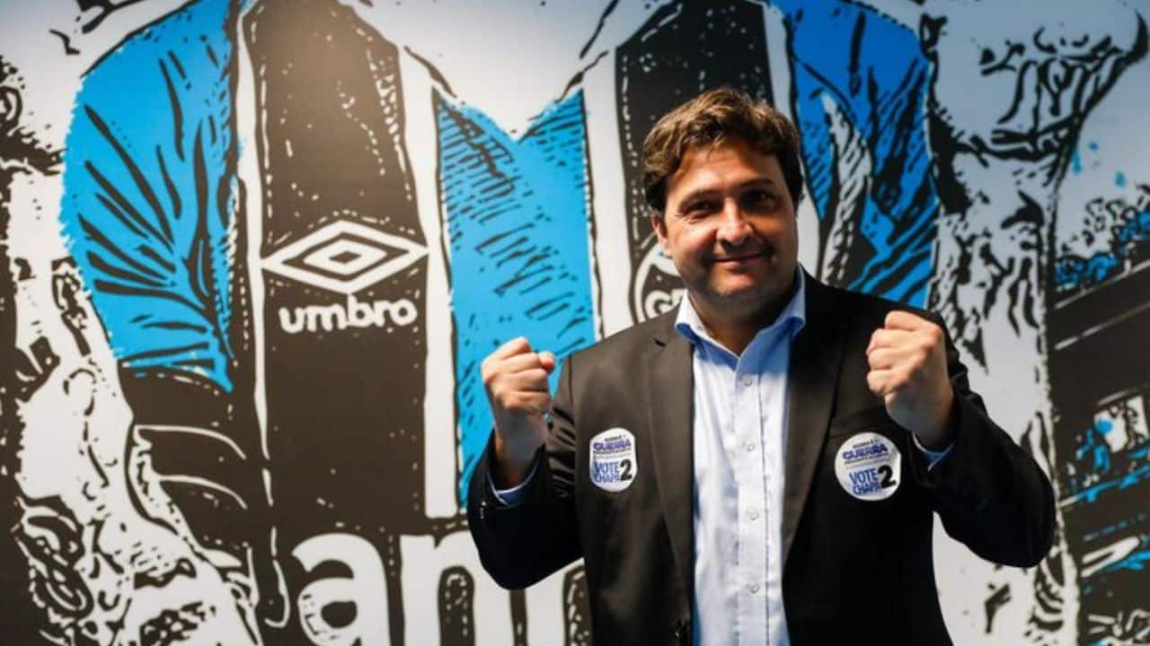 Centroavante quer permanecer no Grêmio.