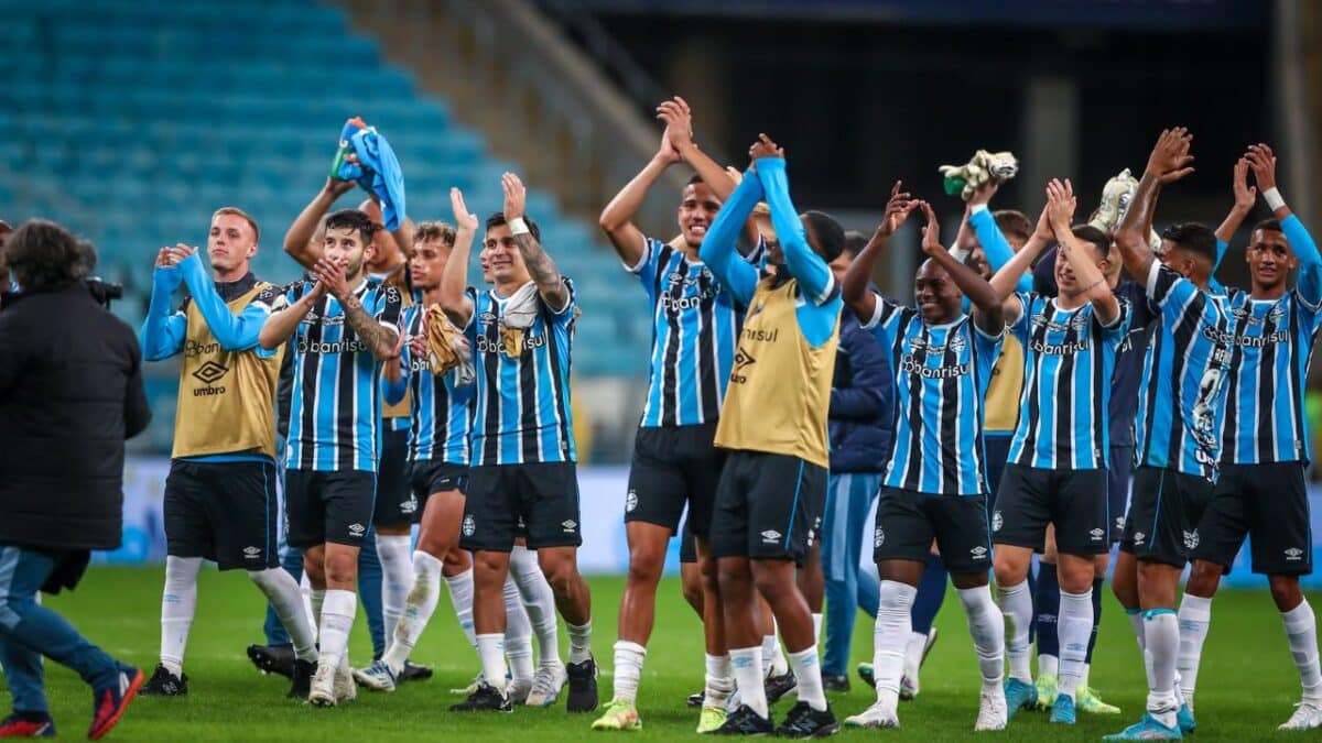 Grêmio agradecendo torcida