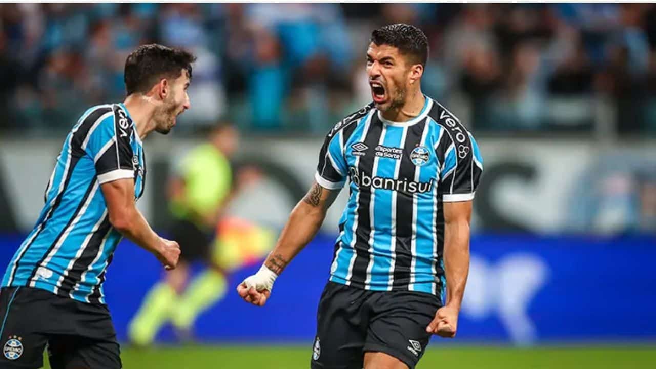 Luis Suárez Estrangeiro Grêmio GreNal