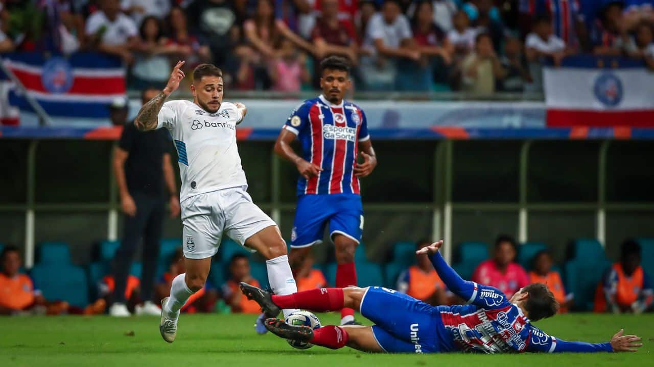 Bahia x Grêmio ao vivo e online, onde assistir, que horas é, escalação e  mais do Brasileirão