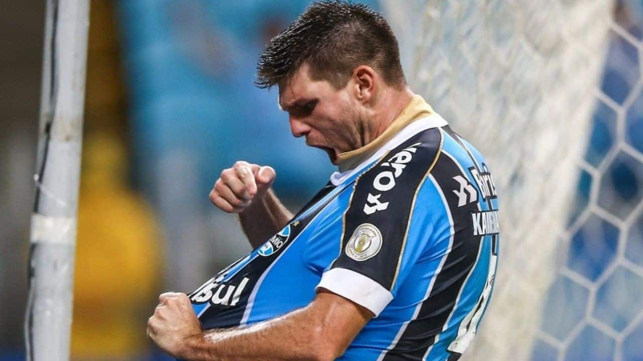 Grêmio Kannemann Saída