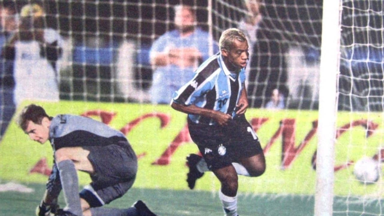 Grêmio x Fluminense 2001 Marcelinho Paraíba