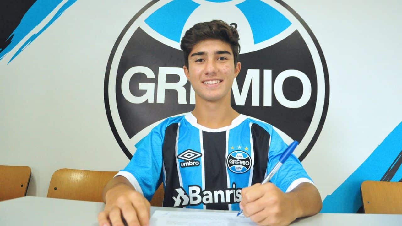Matheus Pagliarini FC UCSA Grêmio Europa