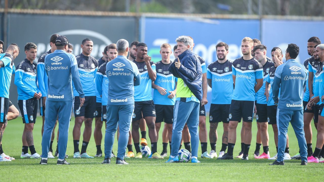 Grêmio treinando