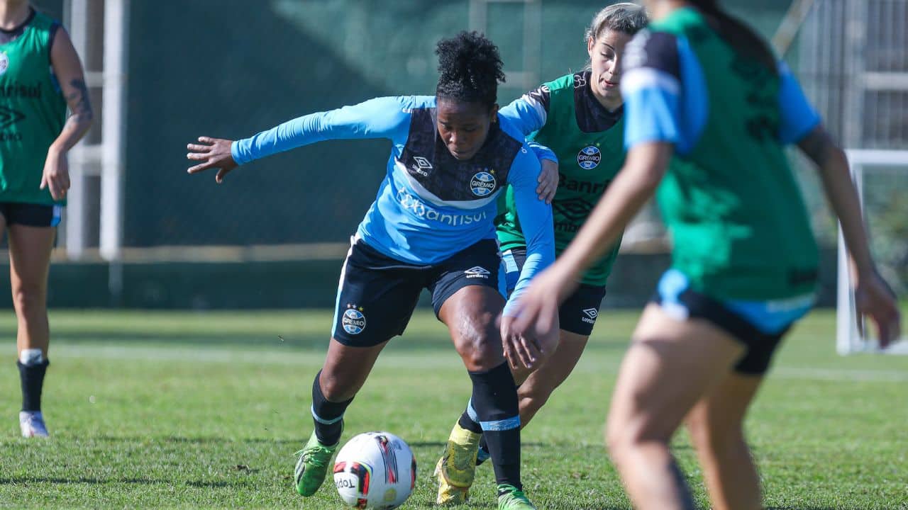 portaldogremista.com.br gurias gremistas seguem de olho no gauchao e finalizam semana de treino agitada gremio gurias gremistas 1