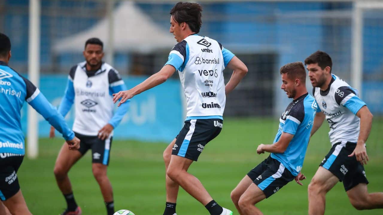 Kannemann e Geromel - protagonizam lance inusitado - Grêmio