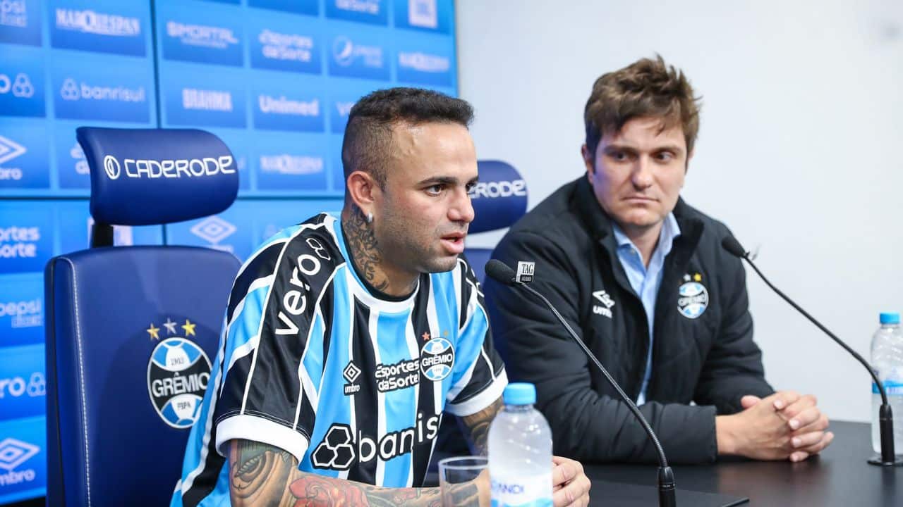 Apresentação oficial Luan -Antônio Brum - Grêmio