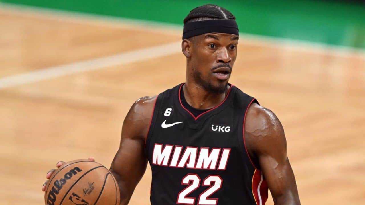 NBA: Jimmy Butler assume culpa por derrota dramática e manda