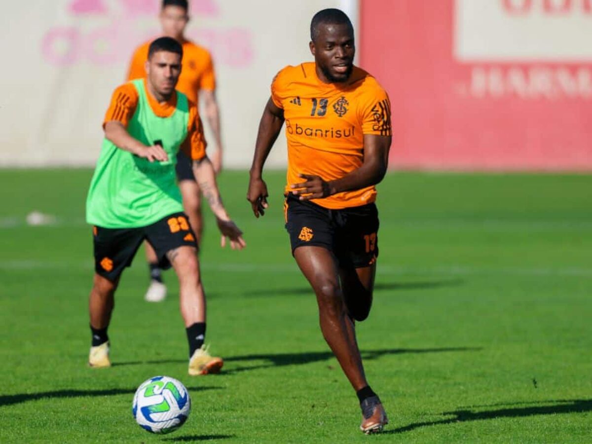 sciphotos on X: Empresário de Enner Valencia começou a seguir o Inter no  Instagram  / X