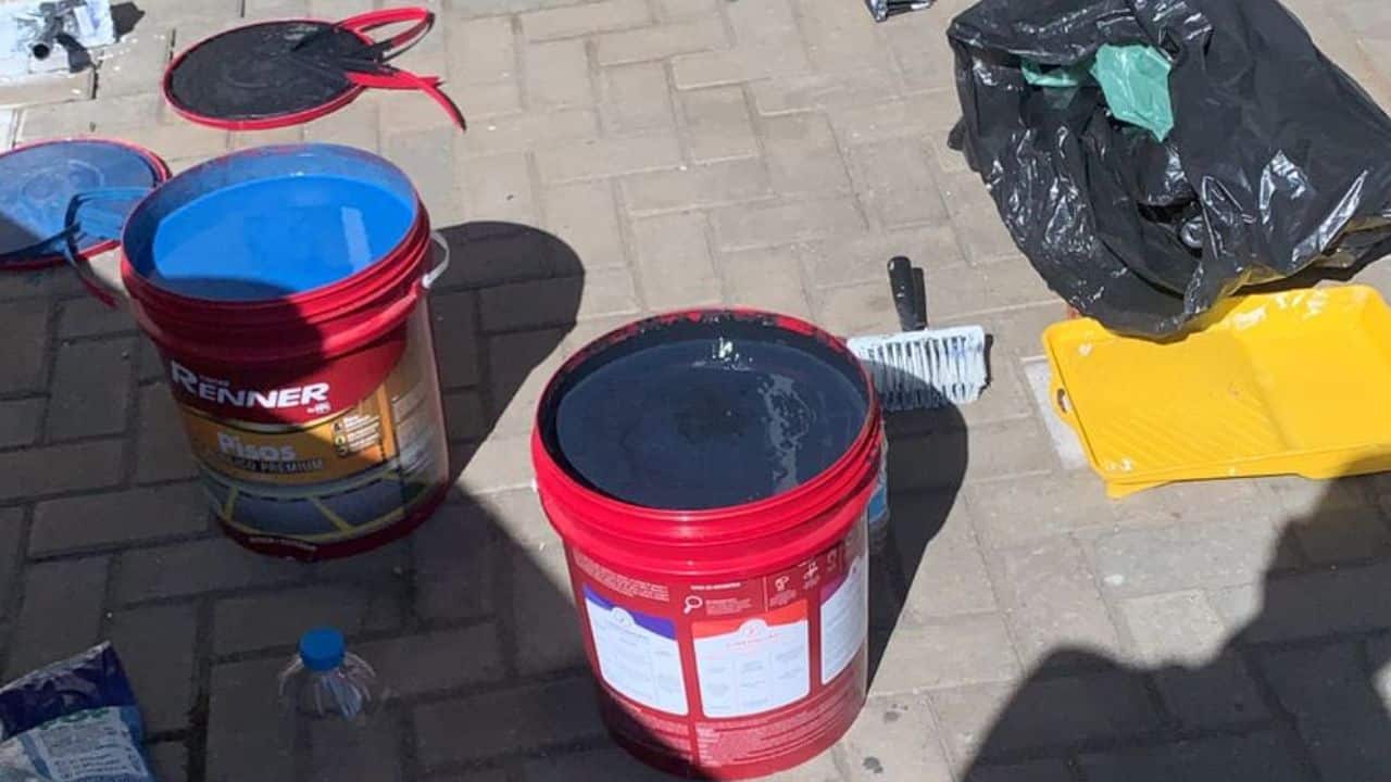 Pinturas no entorno da Arena do Grêmio empolgam e emocionam