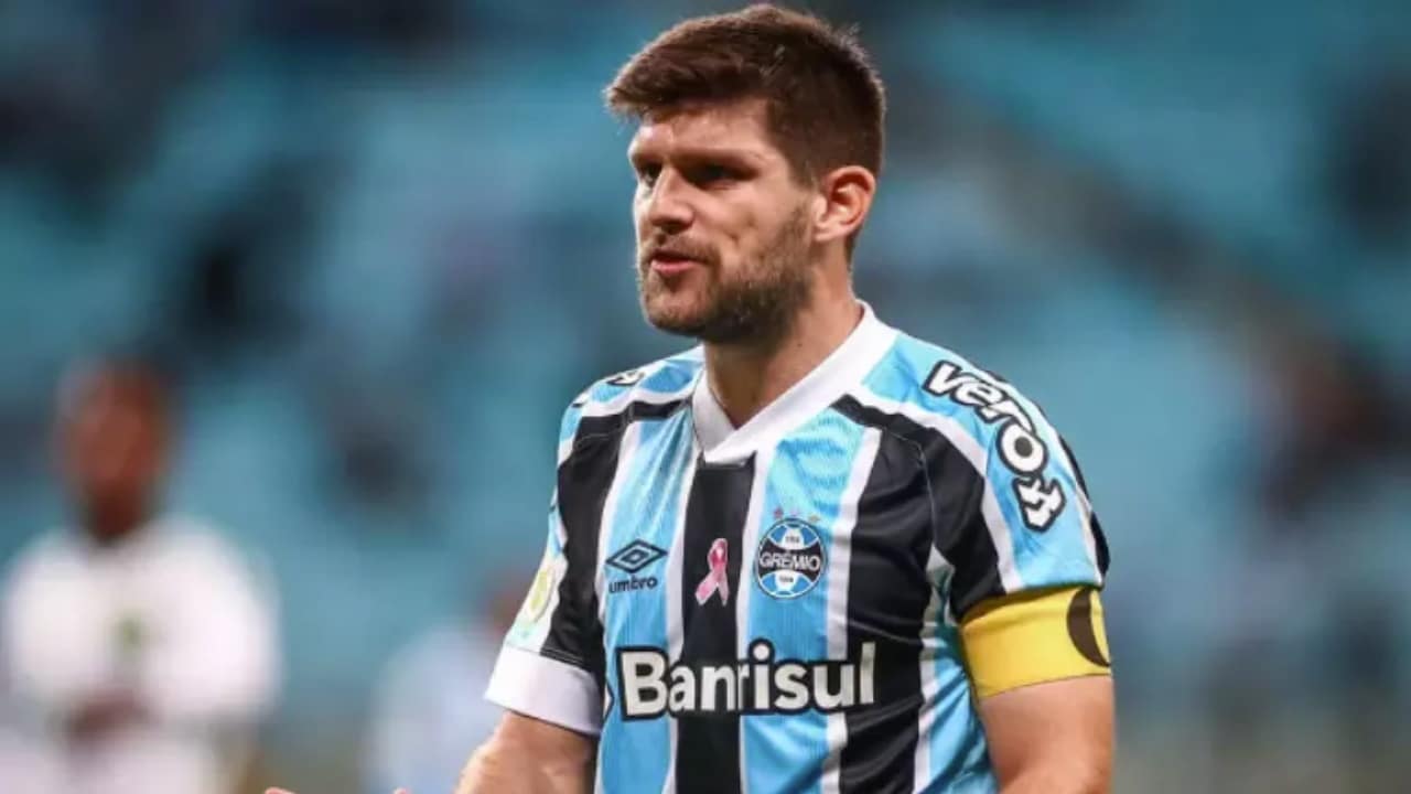 Ninguém teria coragem de fazer isso, literalmente SANGROU em campo:  Kannemann mostra porque é ÍDOLO do Grêmio e tem ATITUDE surpreendente