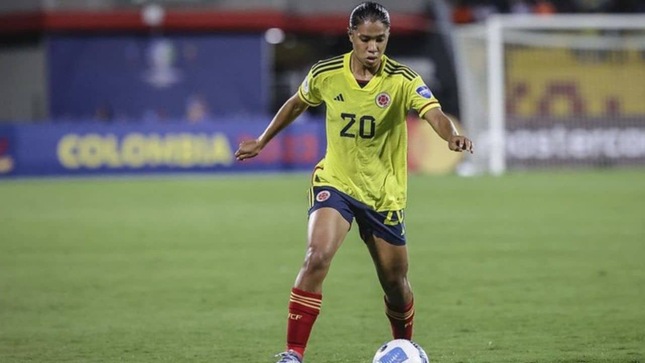 Mónica Ramos Zagueira Grêmio Seleção Colômbia